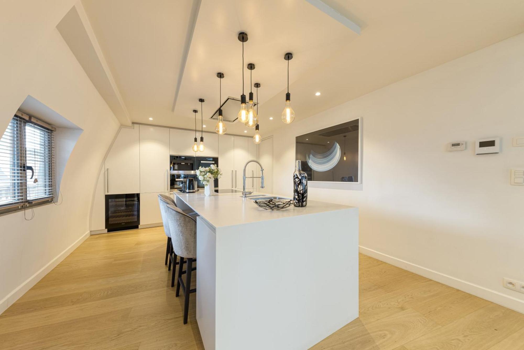 Triplex Penthouse In The City Center 布鲁塞尔 外观 照片